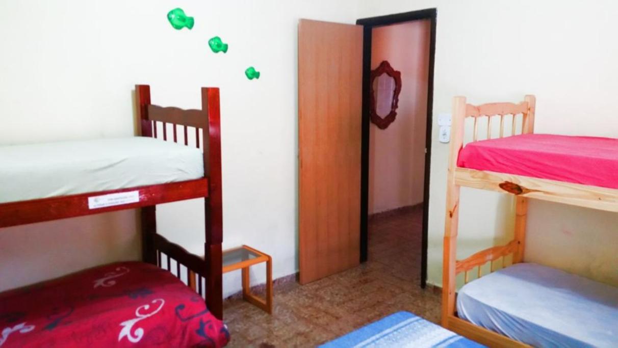 Confortavel Casa Com Piscina E Churrasqueira A 100M Da Praia Caraguatatuba Eksteriør billede