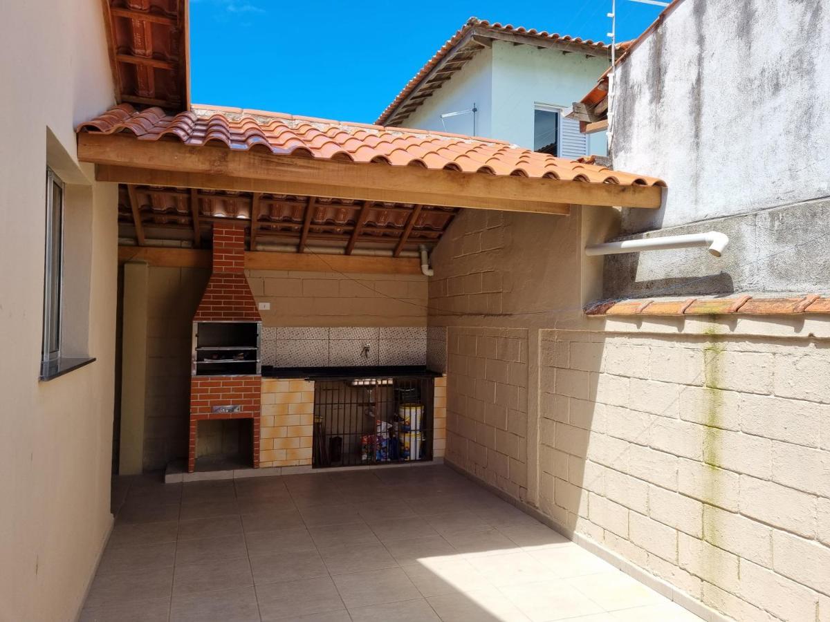 Confortavel Casa Com Piscina E Churrasqueira A 100M Da Praia Caraguatatuba Eksteriør billede